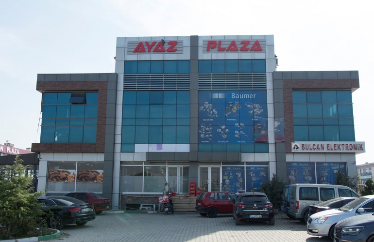 Ayaz Plaza