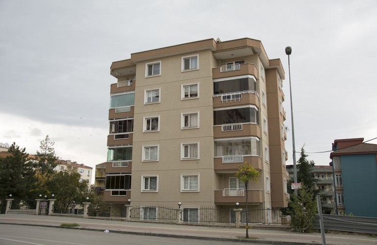  Gizemler Apartmanı 1